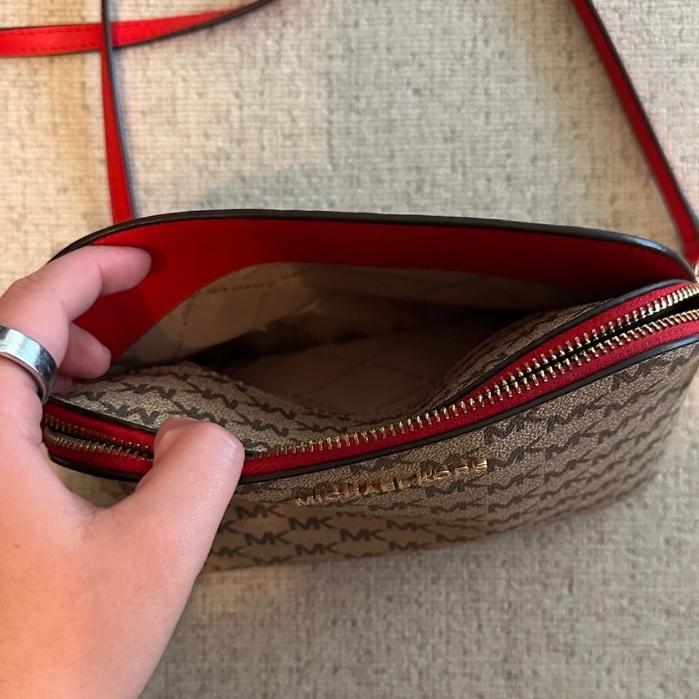 Michael Kors Tan and Red Crossbody Bag - Picture 3 of 8